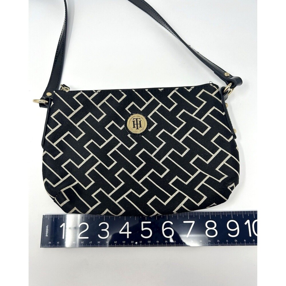 Tommy Hilfiger Black Crossbody‎ Purse - Picture 8 of 9